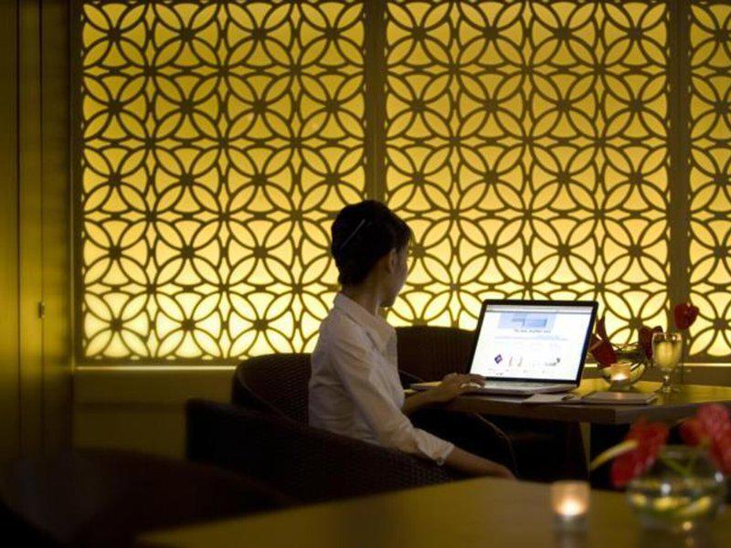 CB2E9DF2308AB2E5243450DD29860705