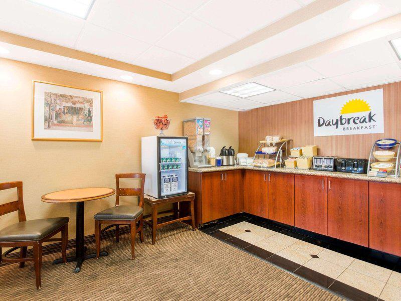 E402190794421048F3C9CDB435300F17