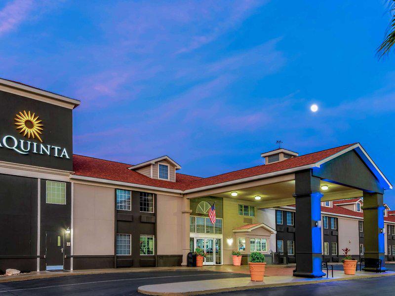 41B61795DE3EC6B5800451D275206AC2