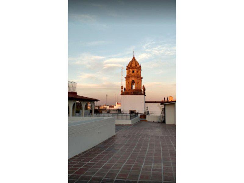 AB52F75FAED0C50054B748D746F236F4