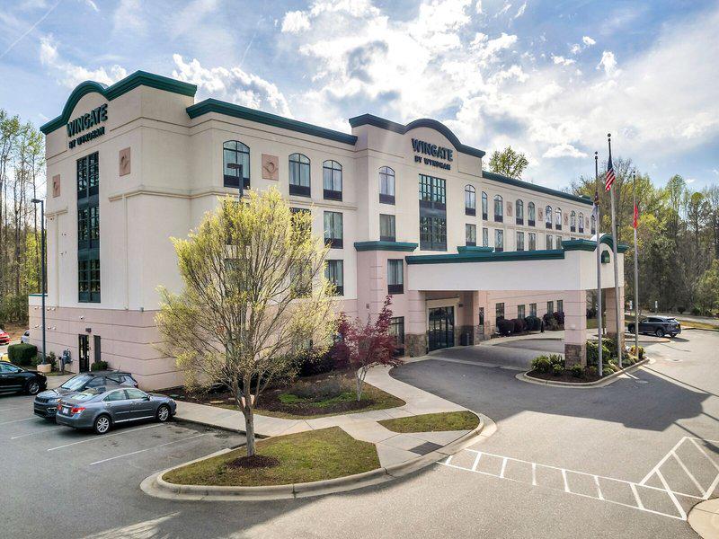 E76AA46EB441B00473EA5EF25F0C3C79