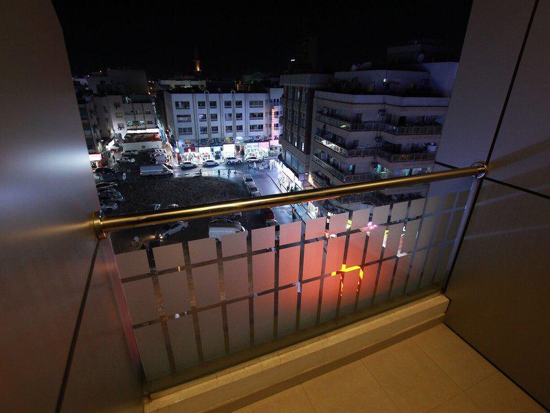 D364FEFA372A3D766CD49BDC28CF64BC