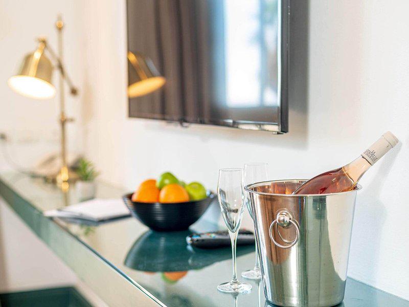 301B94E71176500275B860A499DDFAA5