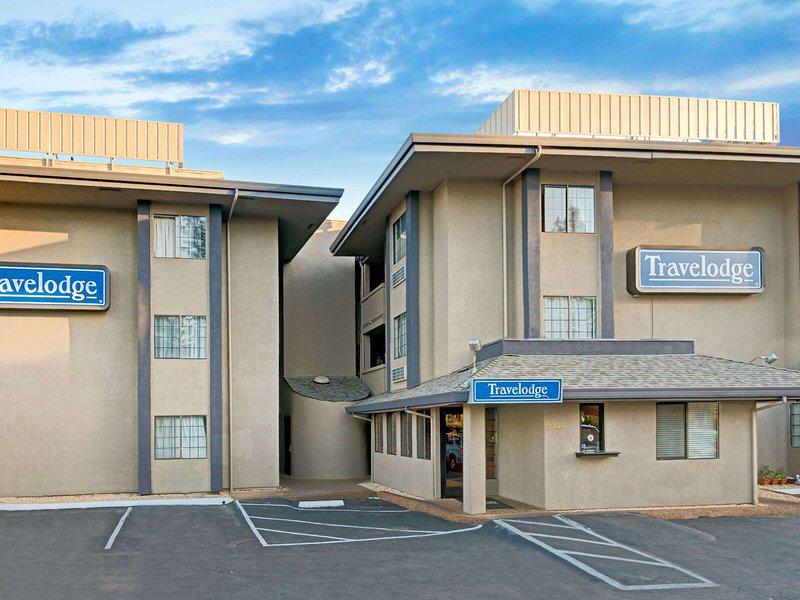 61500A9EAF036C6EC50DA1D35CA48138