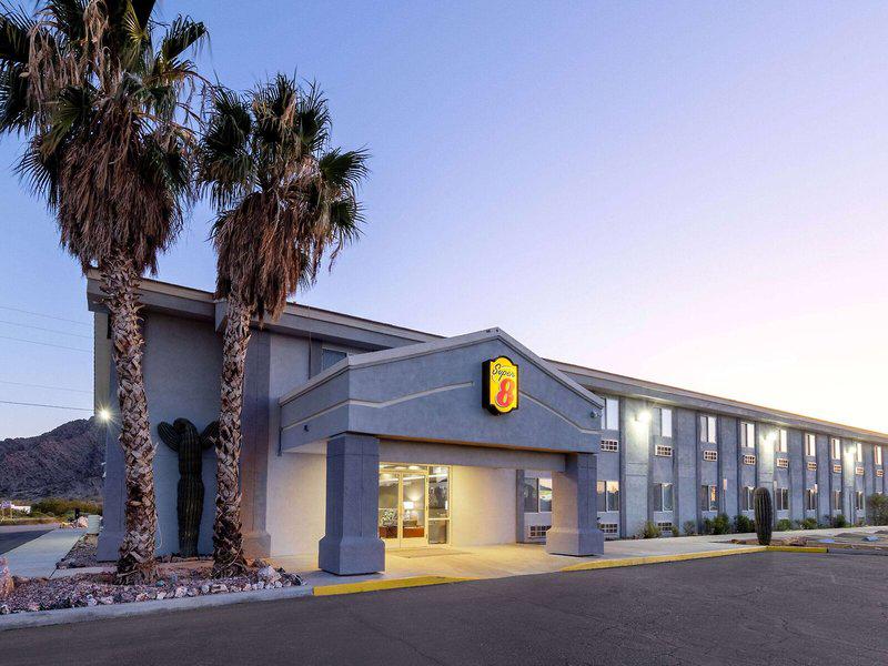 FE0DDFFC650C4F8D1730234BDFB56996