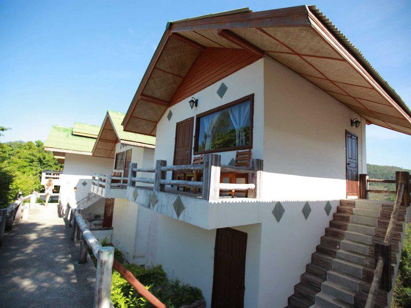 6E7F06BFEB1CC66F6CB82EA2056E9B23