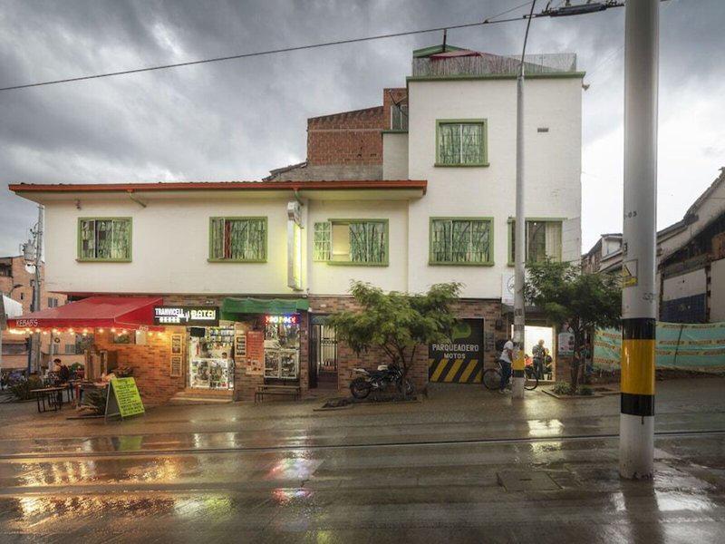 961A5FB55335CDE7078D0E9E904A4EFA