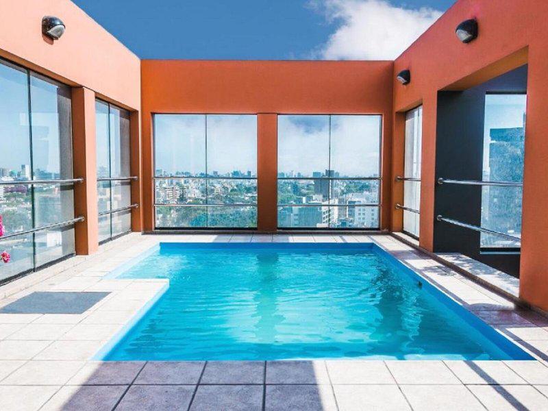 A453CD2BFEECA70528051520C1D5C1B0