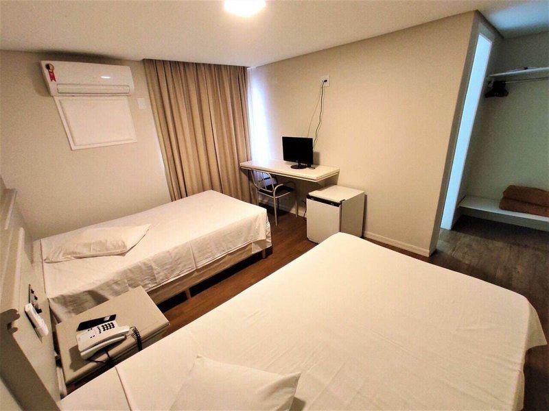 34F55CB5E15E1E210A10DC5ECDD25D1E