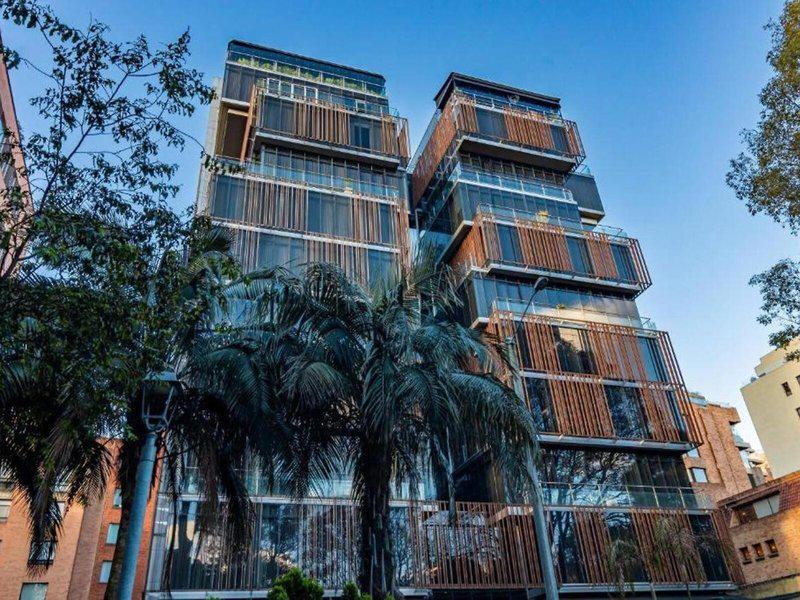 04CA72FEAAD62D35ABC2A54099B15126