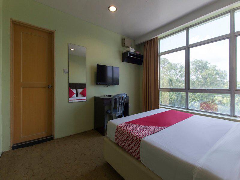 7F1203E59283C0E98F5A29FAF2AEEB82