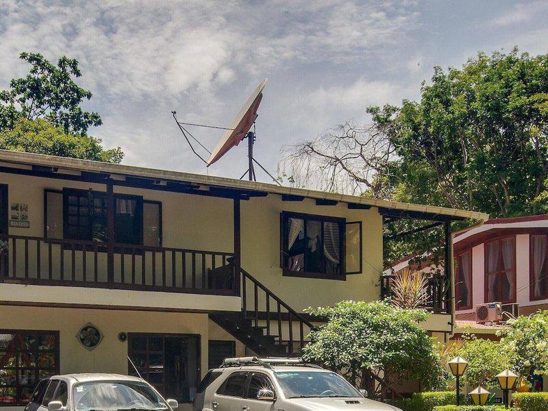 1814DF0A25AC49788799E8D520027605