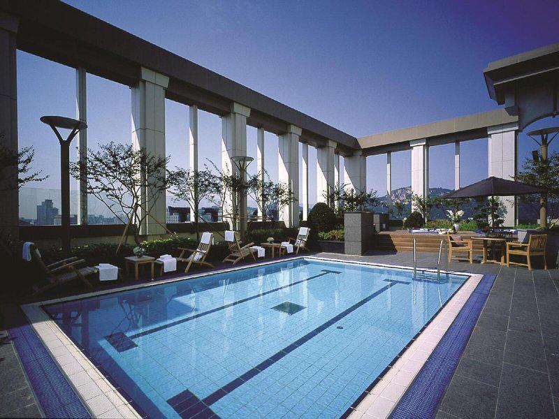 C02B9BCD126AE9A93669A4217DBA2627