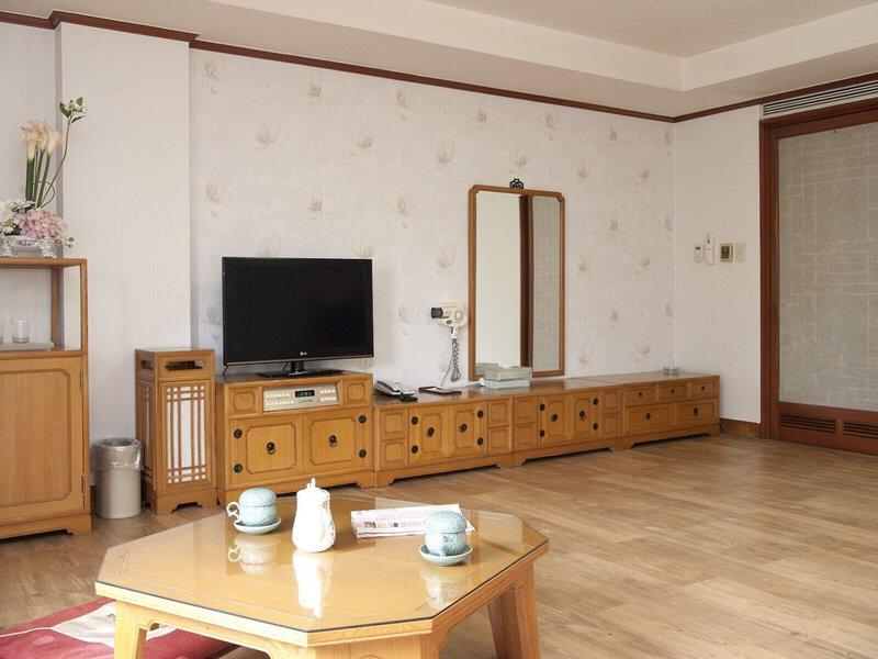 D22CF25F2E37F45CD0CDE76D6757360E