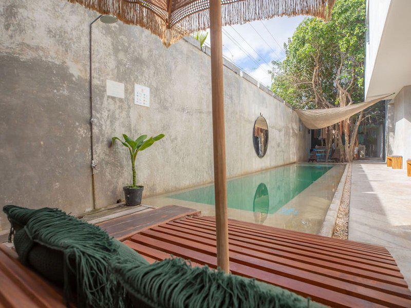 001C22524DD40F7A7F703164A39B2431