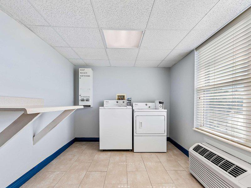 118CC578B32CBE72B572F80EB2DEBFF2