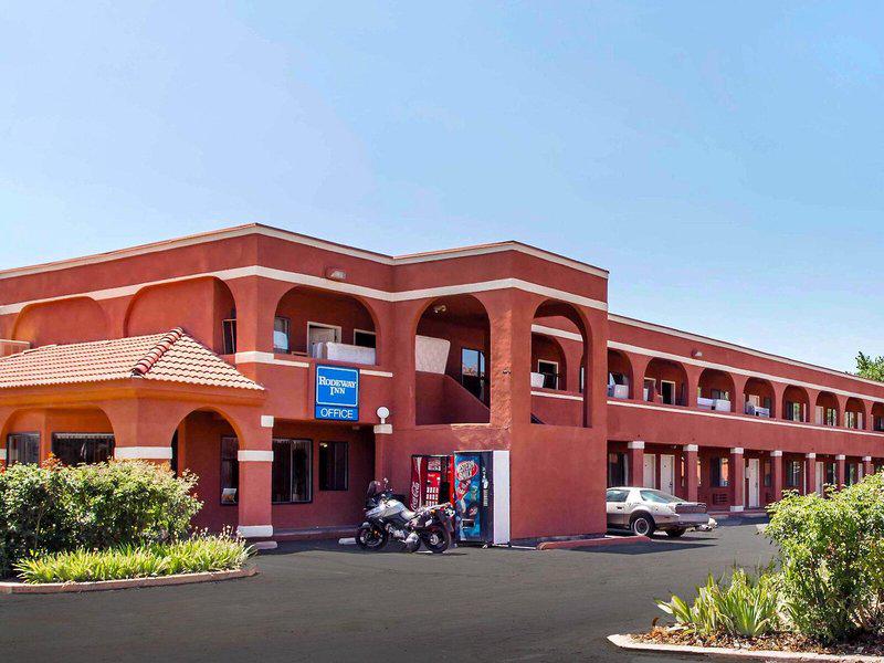 AAF9C34A9B8F65544F5EB64BD6CBC54A