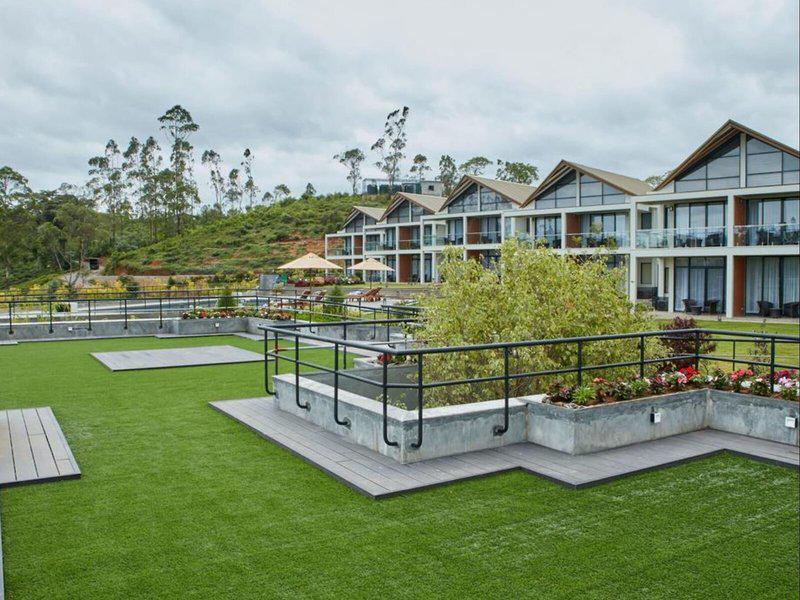 BDD672E143BFA7992AC8DF85A695D2A0