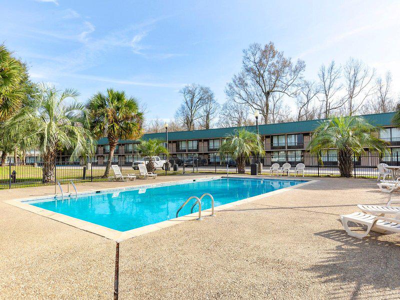 3C678A155C3372E33CB087DC8FA28EF6