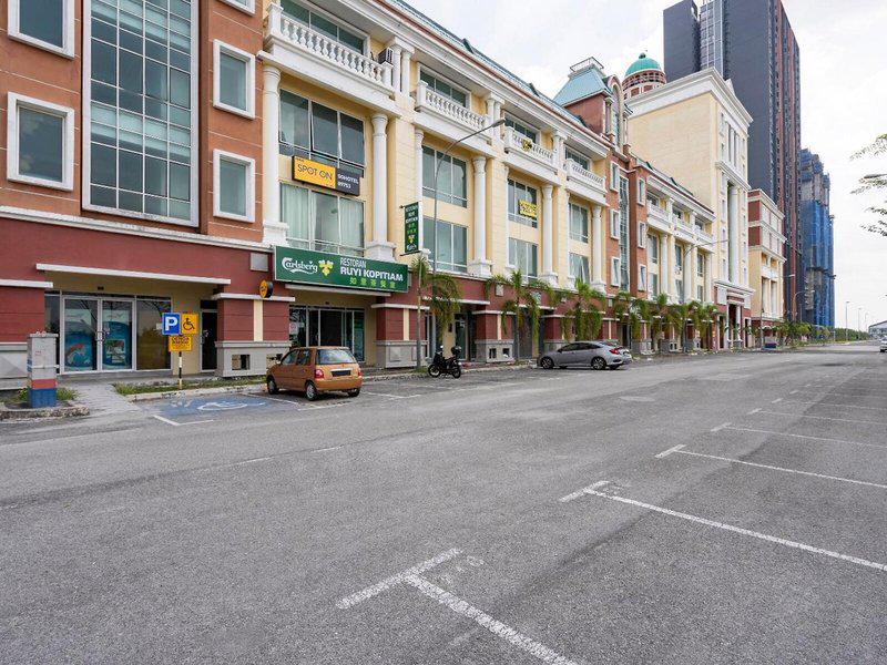 E4EE75B43DF5338D737378CC3725D883