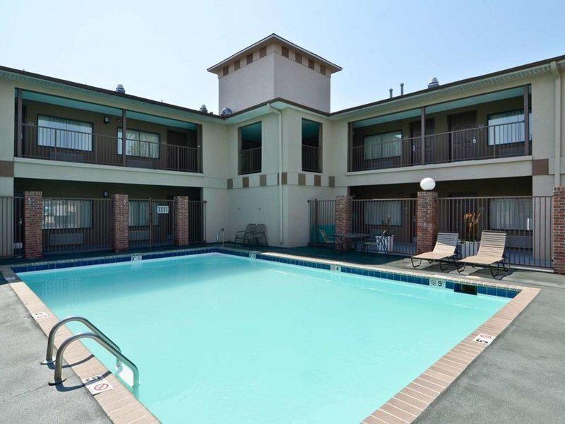 8A95D929E8DA63CF44555C0DABA76FA0