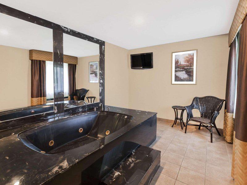 8E181CB1BEFDEC89D70B86E181326EC7