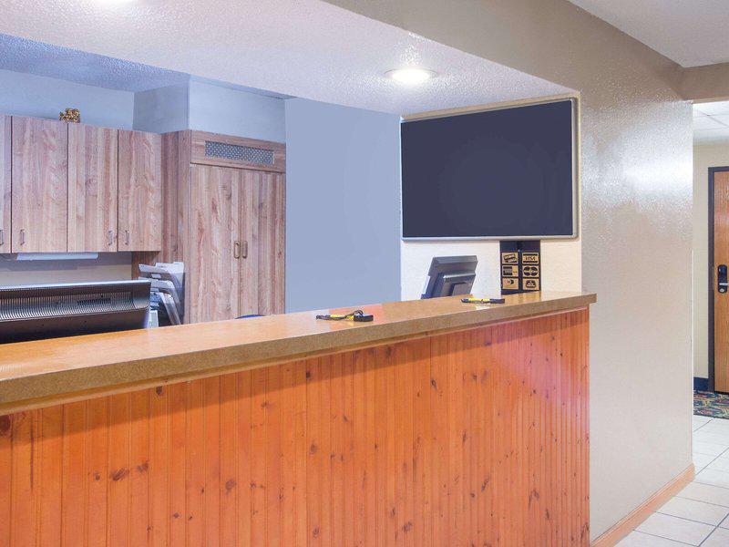 2305027DB9DCCE4F98E4203DBFE47565