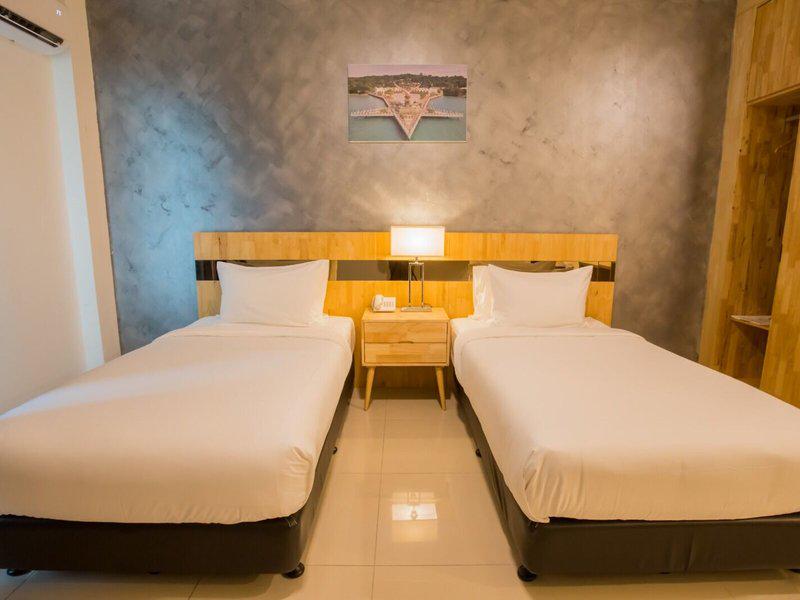 E13D3809FF59B8A396940A37AAEB787E