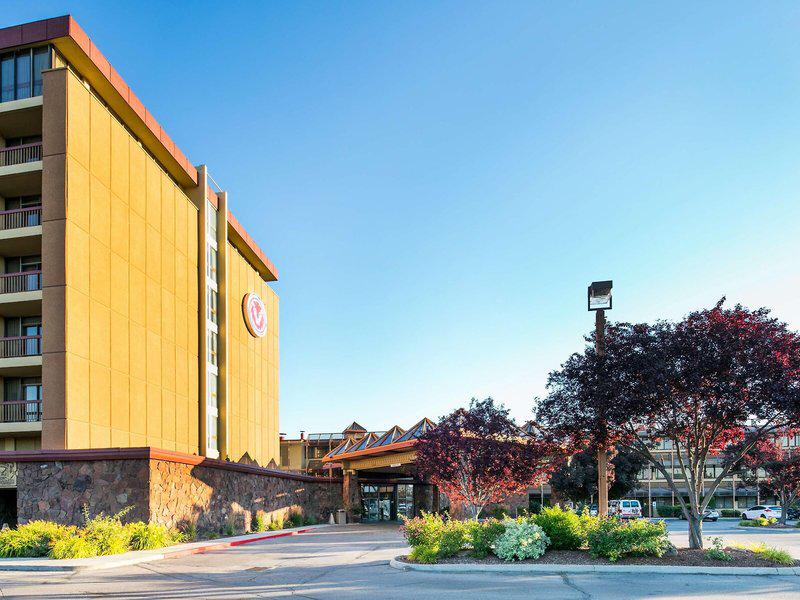 67C6D3F21BB732B946E58867C2C6C6FA