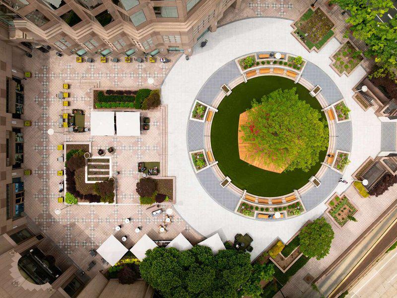 196EE1356E5A4E1062DFE51CC5F4C4C9