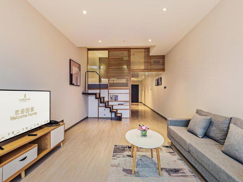 85130470F64D6506B8D214D34E8E7CE7