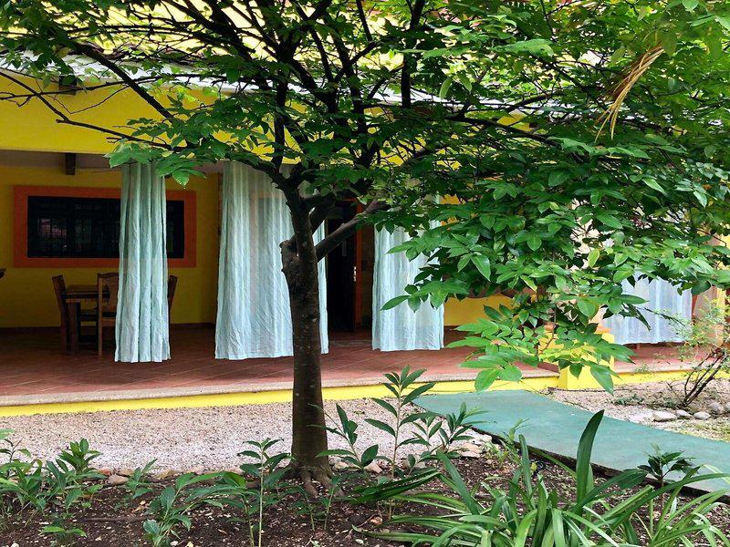 C4A0A0DA1D9590F3B96A8CE00CB6DE7D