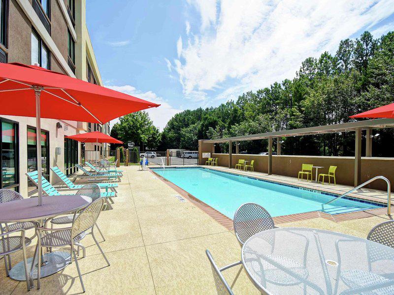 2BDB8B88880D9680144EC29BD8B8D8FB