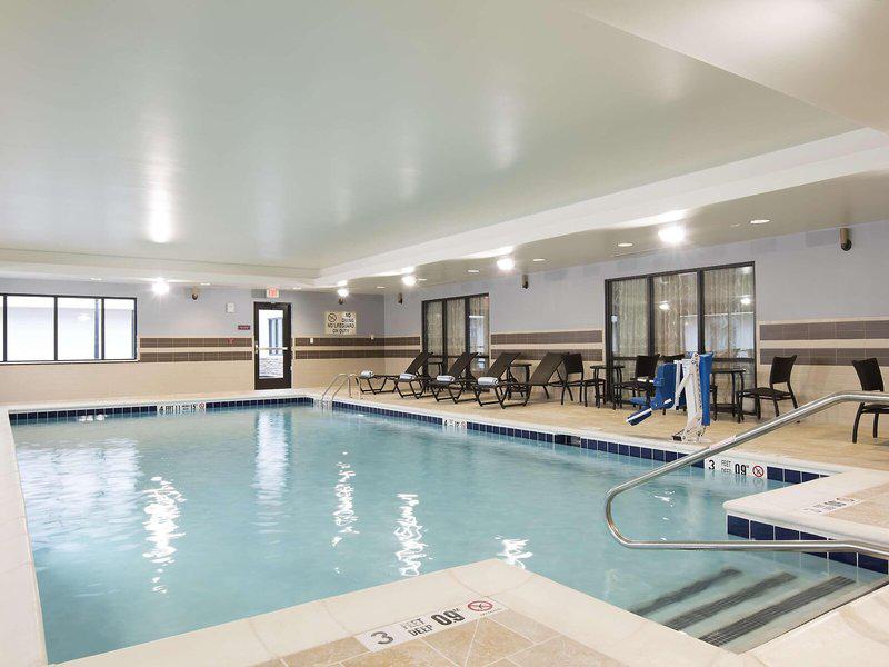 C8DF9062192D2FC85B2130F799735402