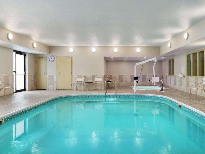 11E25EE98858B106955A7ACFBDF0F7BF