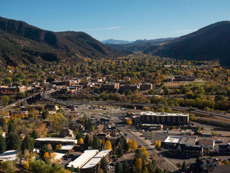 12DC2AA16CD4854F121BD9E9A0955F17