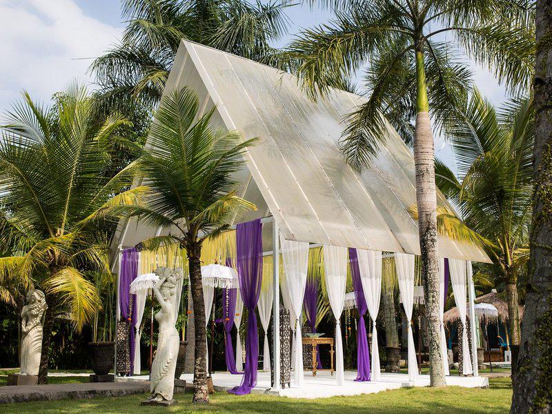 1988EBB1D4A73C642A79685455CC71EE