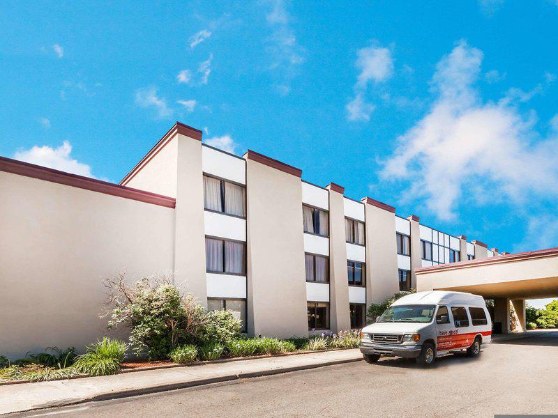 30C0255FA51B85BC18A2A777FA95F48B