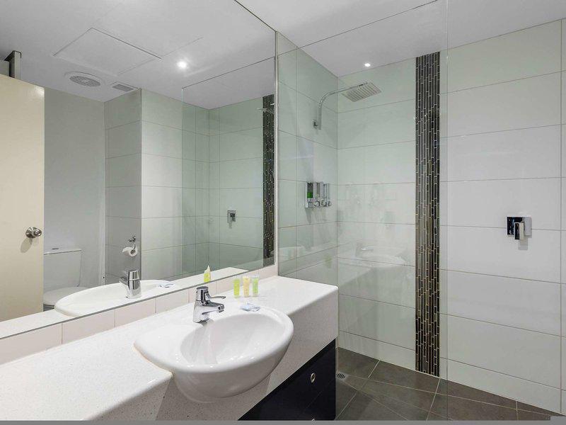 171495BDA5DA81B64C496AFDDEA1D232