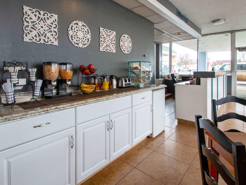 1DE14D5D4340B1C24188A72F8139CC12