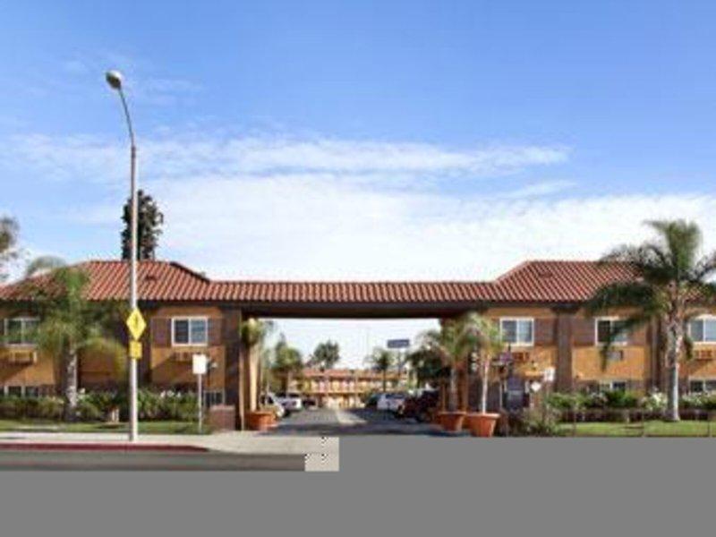 4F709E42273F9418D784103EC7FD89E6