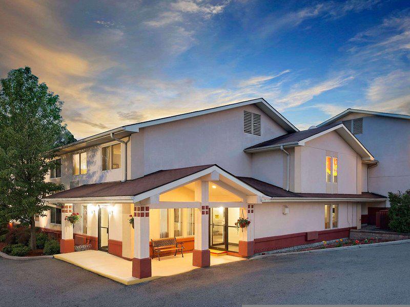 E63FBDE4CAC94CECC679C31706E5D61D