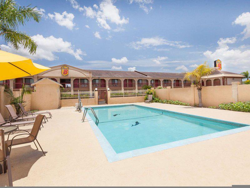 D43E20C87C47A4514365F6B5F1A95554