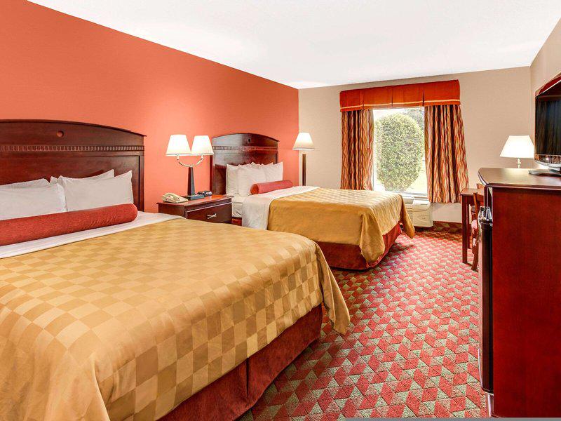 60657A0821D892076B13D087C18EEE1C