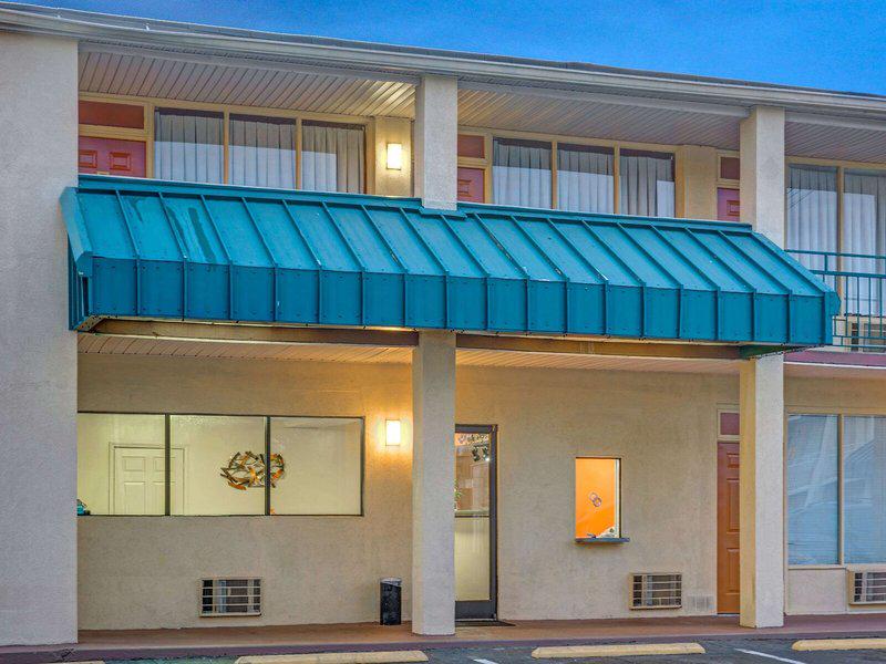 A74065AF3B2F850E692A89CDCE970E95