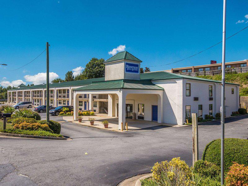 B3CEA68513E1ED9F7BBA691A6860F05D