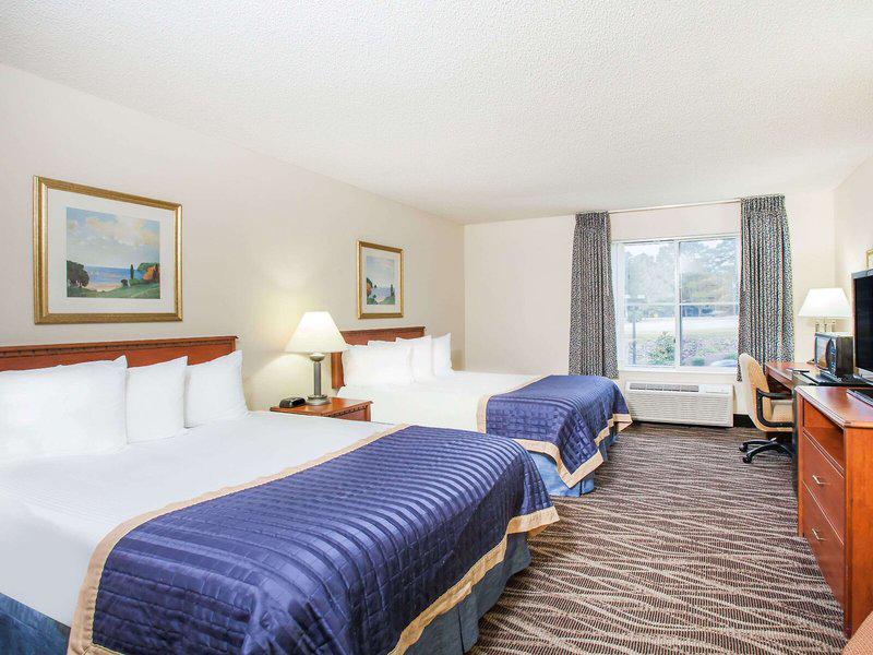 CC185A48E6E7930D59F320BD2DF7AD1E