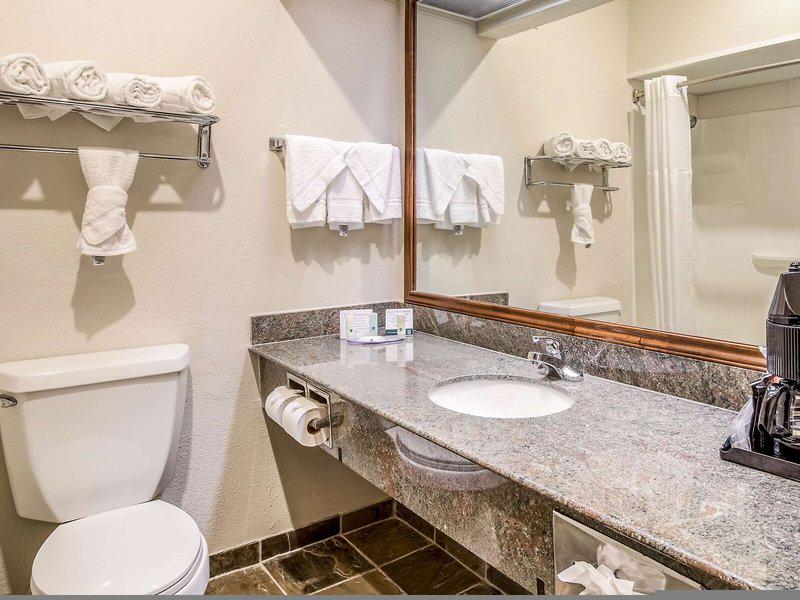 A76F4528AAC953B81FFBB6639594A70C