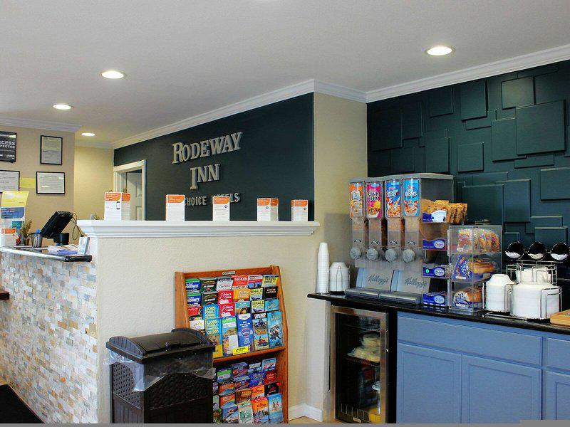 DF38B9E47ED7904656182B427DBD6E46