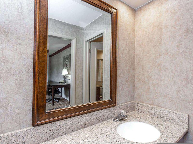 501741B34DDF10F18E6F639F1C7B25DC